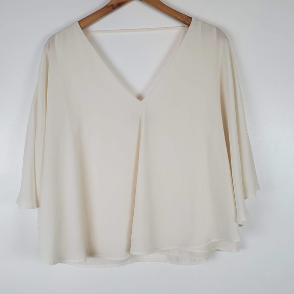 Cupcakes and cashmere v-neck blouse small - Picture 2 of 7